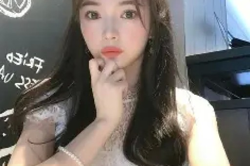 被李荣浩公开质问仅一天单依纯被曝“黑料”吃相难看越扒越有