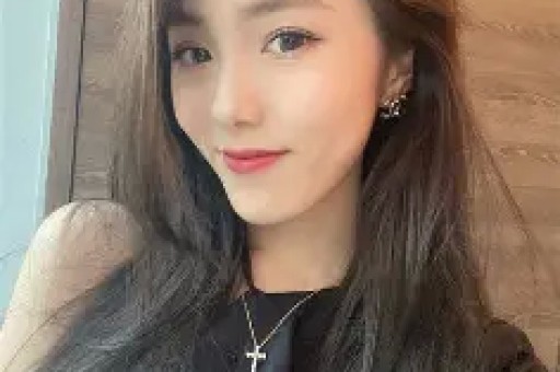 “假洋牌”优思益翻车事件：网红集体致歉背后的品牌包装术与流量陷阱