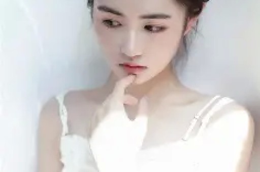 渣男会吻女人的额头吗-如何判断一个男人吻女人额头的真实意图
